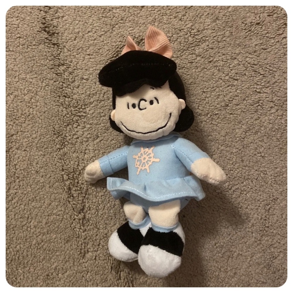 Peanuts Christmas LUCY Musical plush doll